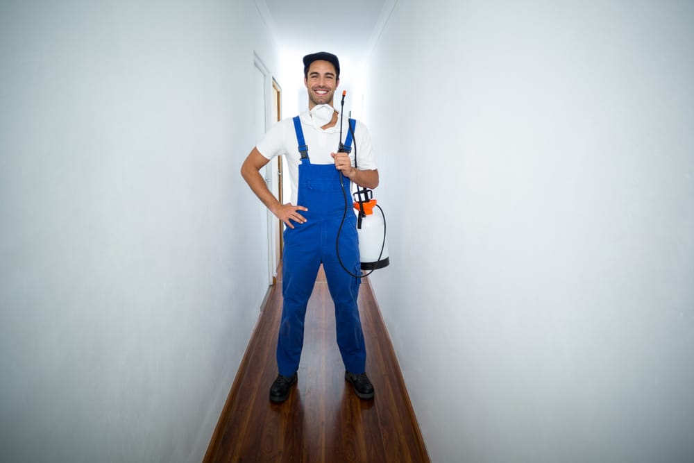 Benefits of a Career in the Pest Control Industry?